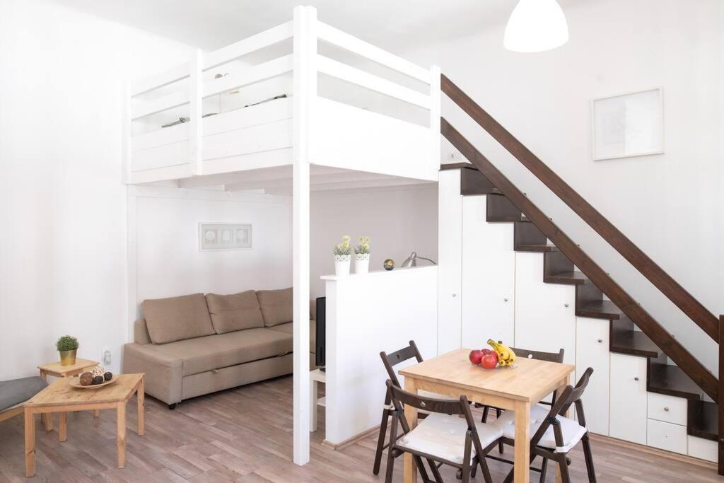 N28 Studio Next To Andrassy Boulevard. 布达佩斯 外观 照片
